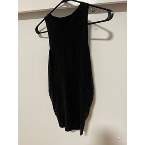 Black lululemon tie back tank